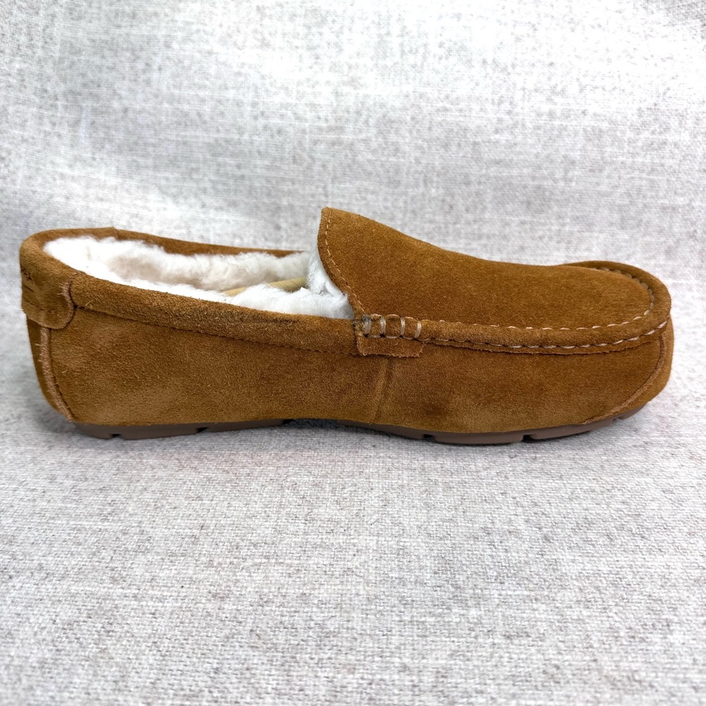 Koolaburra Men's Tan Suede Loafers - Picture 4 of 8